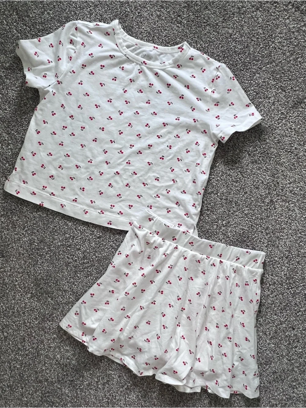 Gap girls size 14/16 White Cherry-Print Skort Matching Set